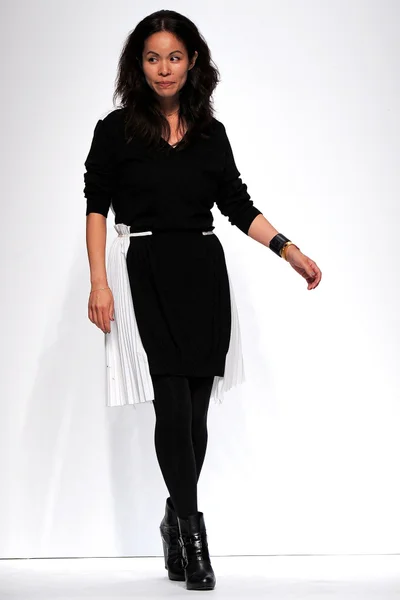 Look 38